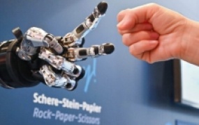 给“后浪”做饭的AI创业者:思考如何让它穿越周期