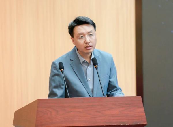 燧原科技创始人张亚林：打造人人可及的AI未来