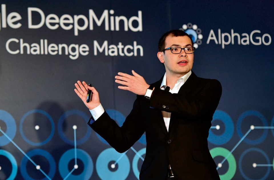 两位AI研究员获诺奖引发业界对未来科研方向的深刻思考 两位AI研究员获诺奖引发业界对未来科研方向的深刻思考