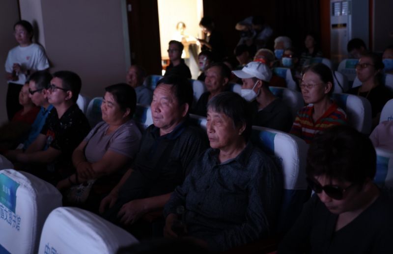 科技点亮未来，AI赋能腾讯无障碍剧场助力跨越数字鸿沟｜聚焦全国助残日