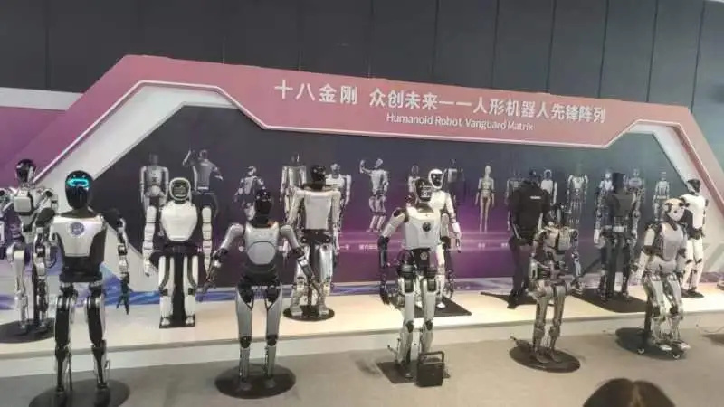 大模型应用面临哪些挑战?|2024 WAIC 大模型应用面临哪些挑战?|2024 WAIC