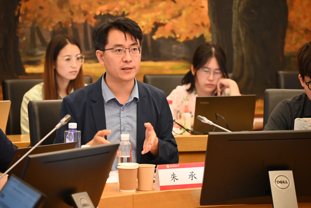 伦理思考融入现实：AI伦理治理与社会机器人探索