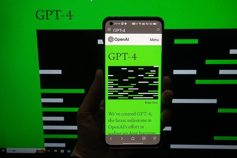 我们不仅质疑AI，更在彼此间缺乏信任 | 专访