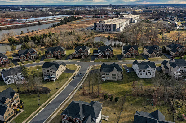 美国能源公司CEO称:中国已领先布局AI电力供应,美国若不行动将落后 美国能源公司CEO称:中国已领先布局AI电力供应,美国若不行动将落后