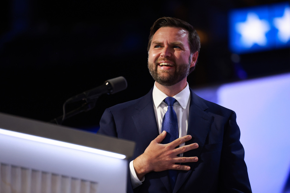 前科技投资人万斯成特朗普副手，支持放宽人工智能监管但排除科技巨头