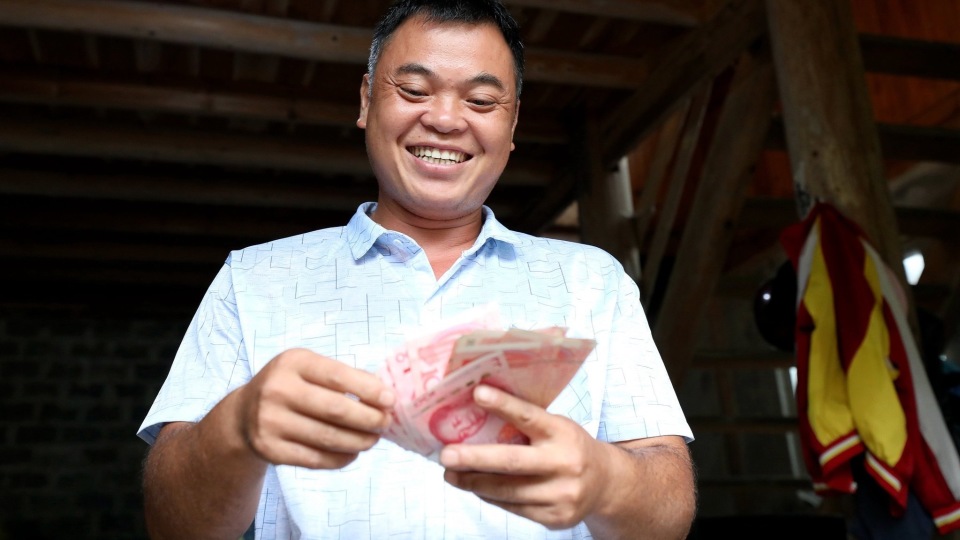 第一批抢跑者靠AI赚取千万财富？