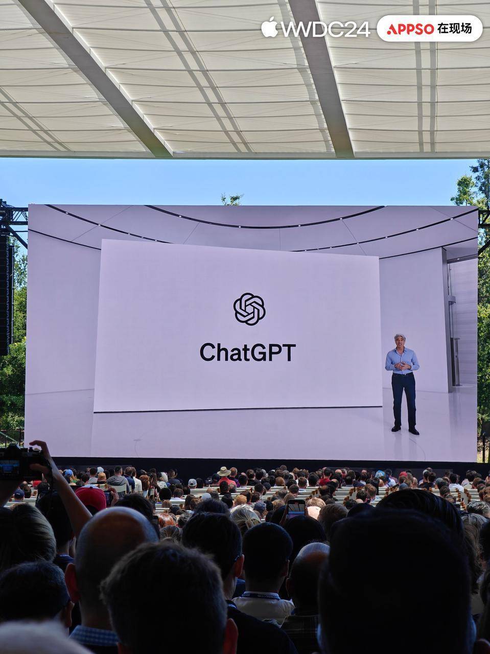 马斯克批评的苹果智能，究竟为何更贴近理想的人工智能？