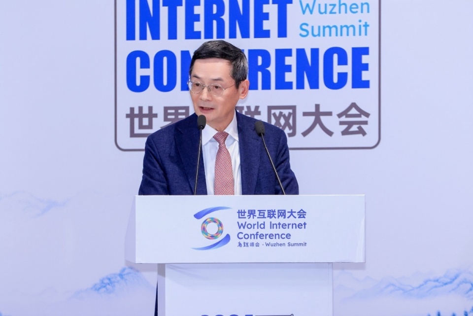 高通全球高级副总裁钱堃:混合智能引领AI未来发展 高通全球高级副总裁钱堃:混合智能引领AI未来发展