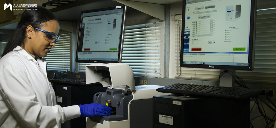 首批AI影像产品经理：不仅未被裁员，反而实现财务自由？