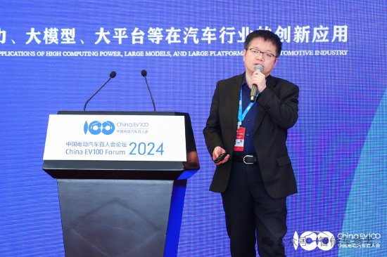 中国顶尖AI专家双雄，全面布局汽车端到端技术