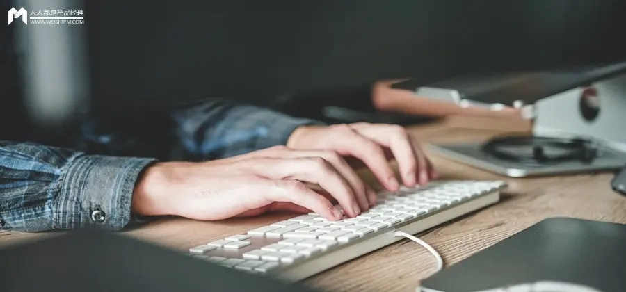 如何借助 AI 高效解读分析报告？