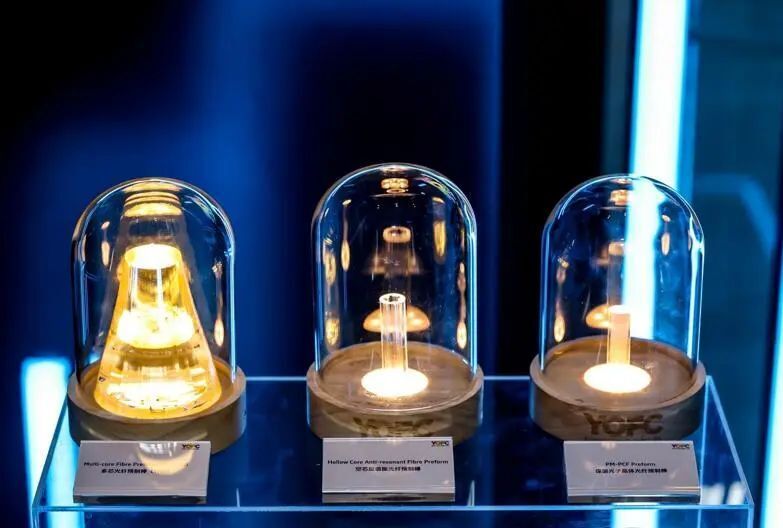 新一轮光纤革命即将来临，长飞引领AI时代“神经脉络”升级